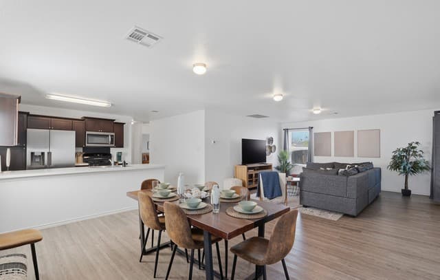 370 Millwood Lane — photo 3