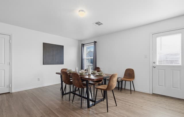 370 Millwood Lane — photo 4