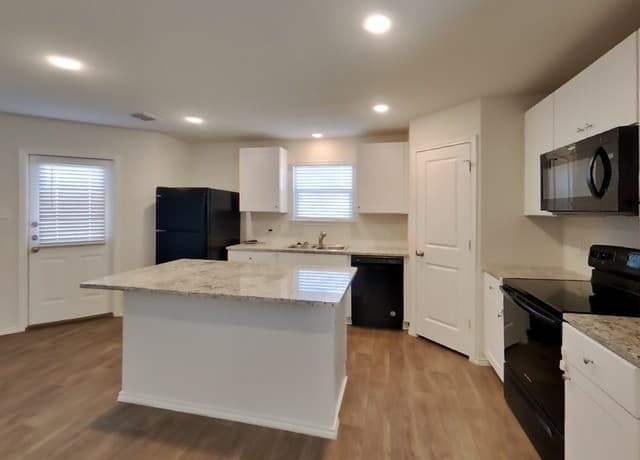 13215 Winemaker — photo 4