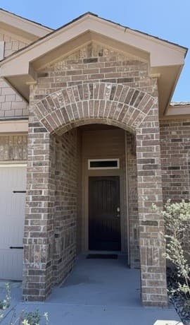 3-bedroom rental at 6230 Hazel Valley in San Antonio, TX — photo 2