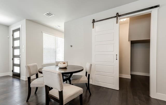 211 Claremont Unit 101 — photo 4