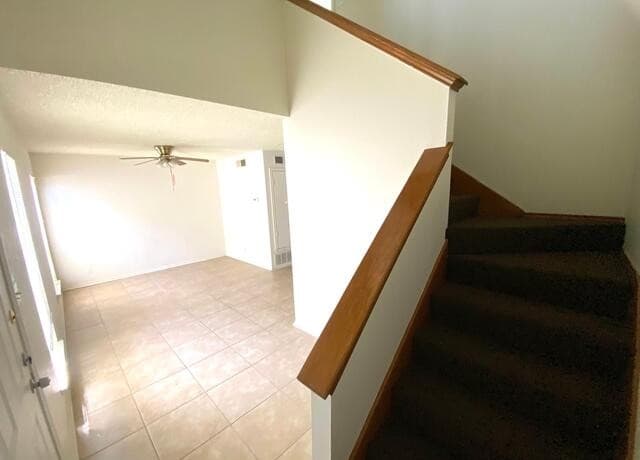 10555 Starcrest — photo 3