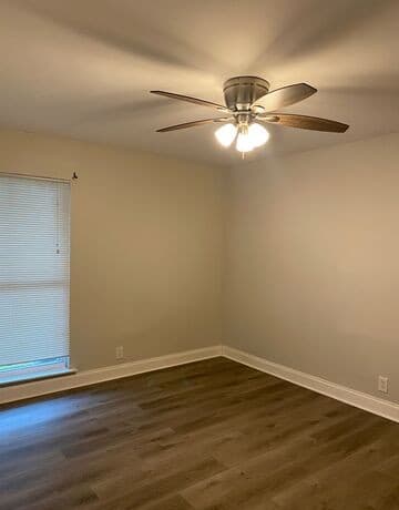 2-bedroom rental at 211 Routt Unit 105 in Alamo Heights, TX — photo 4