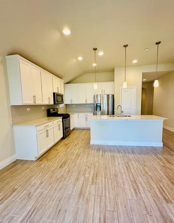 7711 Cottonwood — photo 3