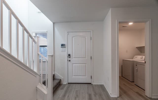 4821 Park Glen — photo 5