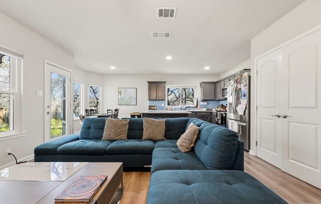 2607 Sky Dale — photo 5