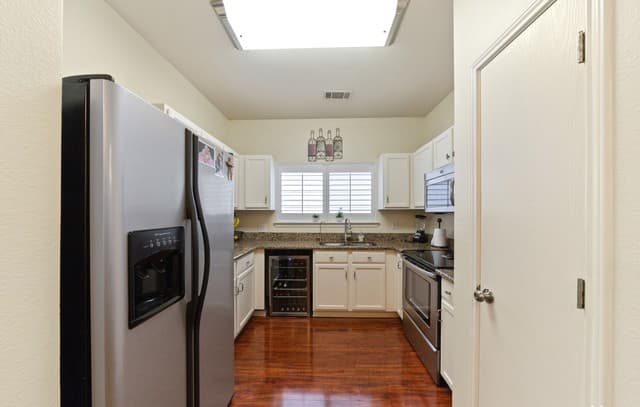 2619 Crown Arbor Dr — photo 3