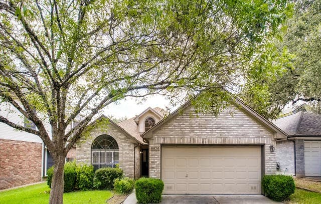 3-bedroom rental at 8826 Lost Woods in San Antonio TX