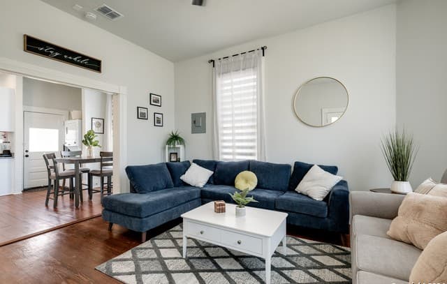 732 Lamar St Unit 1 — photo 1