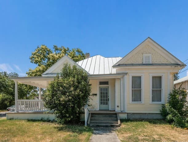 732 Lamar St Unit 1 — photo 2