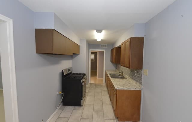 302 Artemis — photo 5