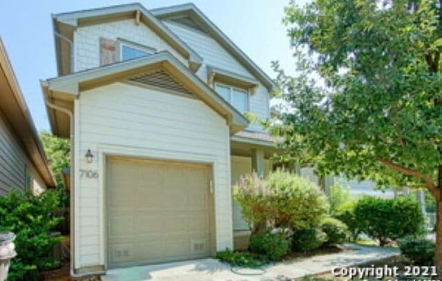 3-bedroom rental at 7106 Sunny Day in San Antonio, TX — photo 3