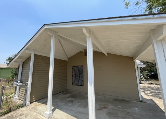 3-bedroom rental at 5547 Stonybrook in San Antonio TX
