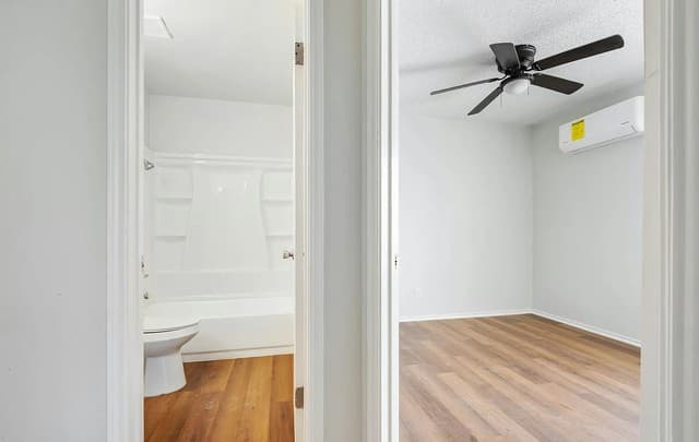 131 Elsie Ave Unit 301 — photo 5