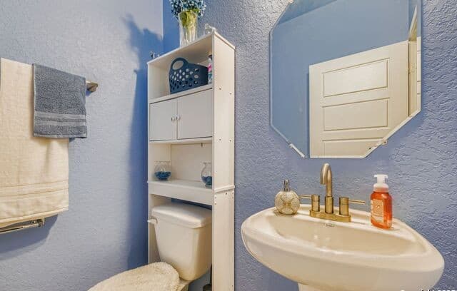 9224 Grand Western — photo 4