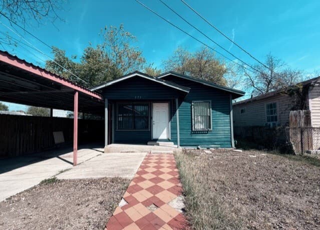 321 Huntington — photo 1