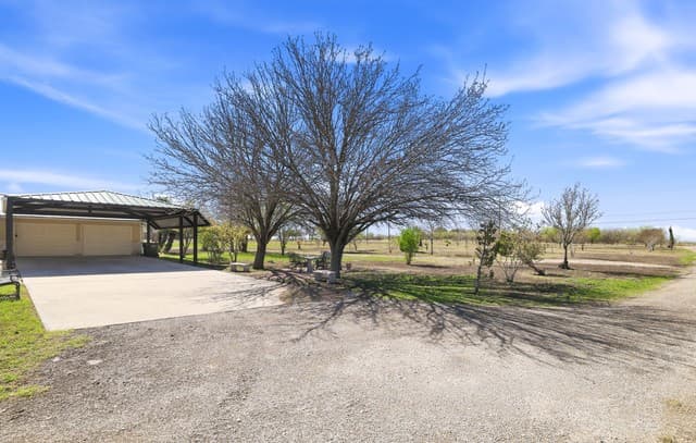 11421 Ware Seguin — photo 5