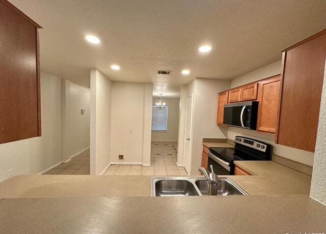 4-bedroom rental at 9414 Ingleton in San Antonio TX