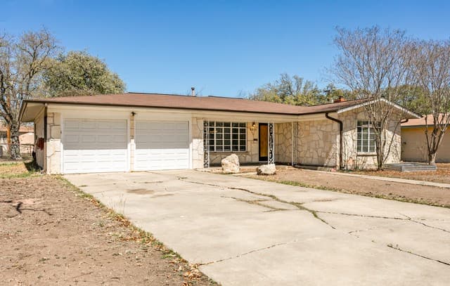 2315 W Summit — photo 3