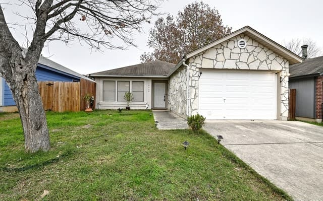 16426 Alwick Ln — photo 1