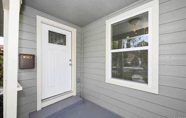 1326 W Lynwood — photo 3