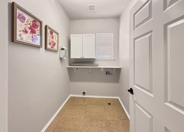 3-bedroom rental at 1227 Cresswell Cove in San Antonio, TX — photo 4