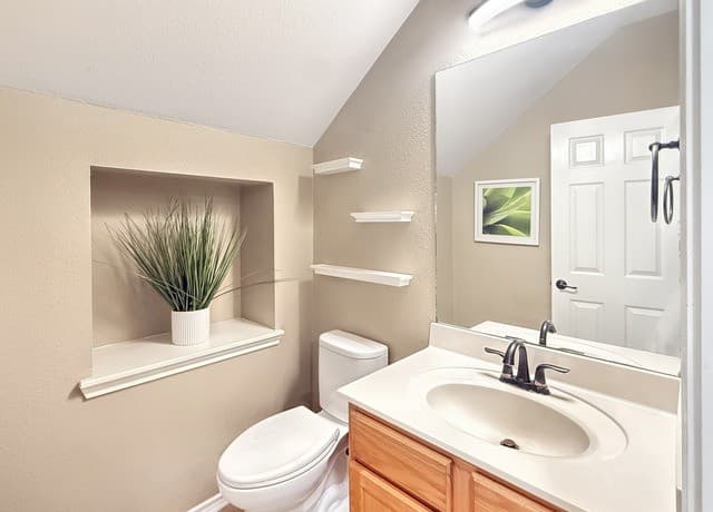 3-bedroom rental at 1227 Cresswell Cove in San Antonio, TX — photo 5