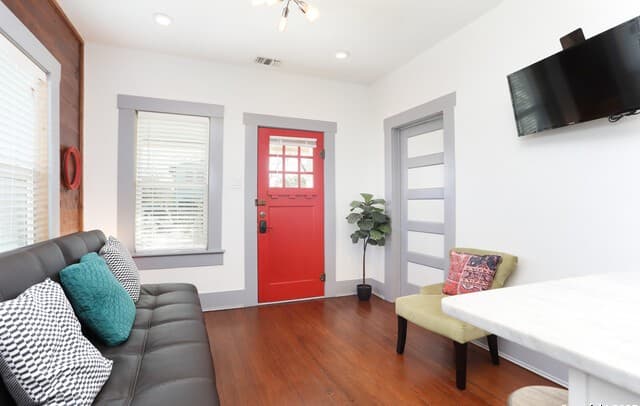 131 Klein St Unit 1 — photo 3