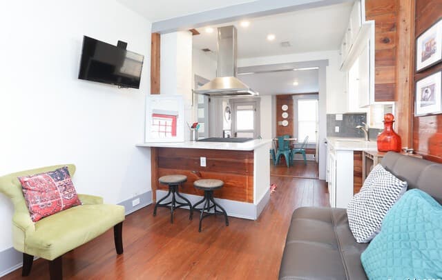 131 Klein St Unit 1 — photo 4