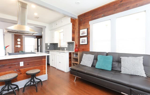 131 Klein St Unit 1 — photo 5