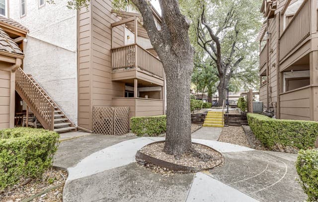 4107 Medical Unit 5208 — photo 2