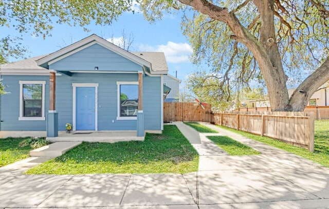 522 Arthur — photo 2