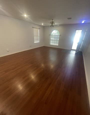 3-bedroom rental at 3914 Azalea Breeze in San Antonio, TX — photo 4