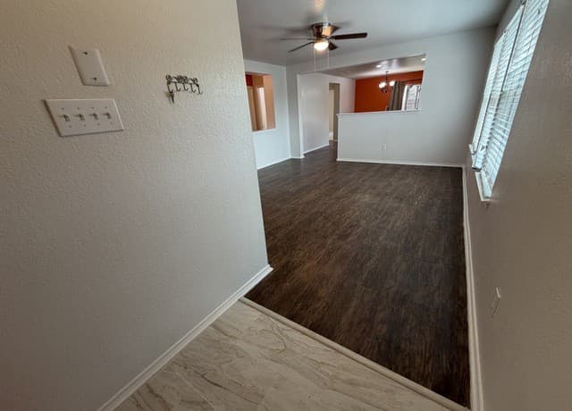 3-bedroom rental at 11102 Anarbor Field in San Antonio, TX — photo 4