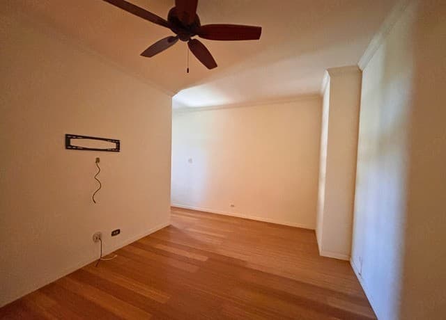 7709 Broadway Unit 323 — photo 3