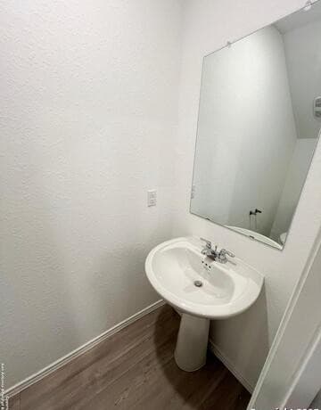 4-bedroom rental at 7227 Satellite Way in San Antonio, TX — photo 4