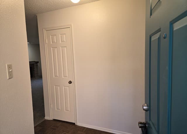 2-bedroom rental at 4212 Medical Dr Unit 903 in San Antonio, TX — photo 2