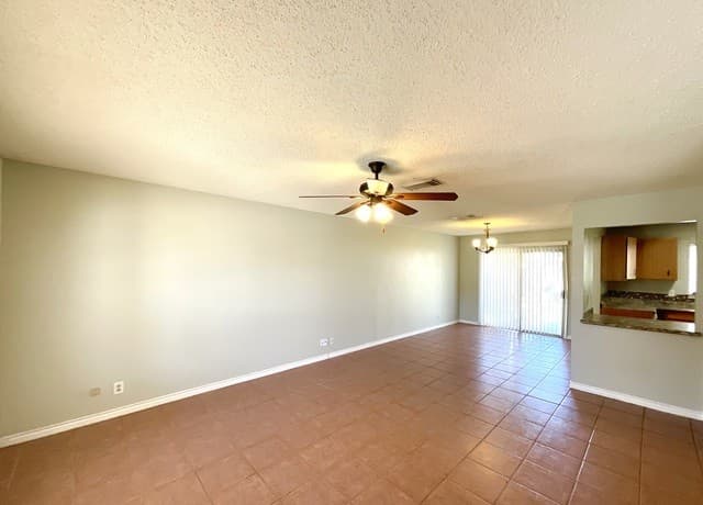 3-bedroom rental at 7623 Branston in San Antonio, TX — photo 5