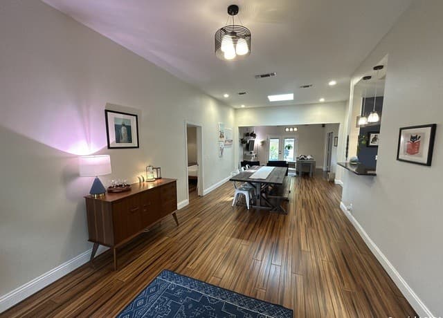 3-bedroom rental at 628 W Magnolia Ave in San Antonio, TX — photo 4