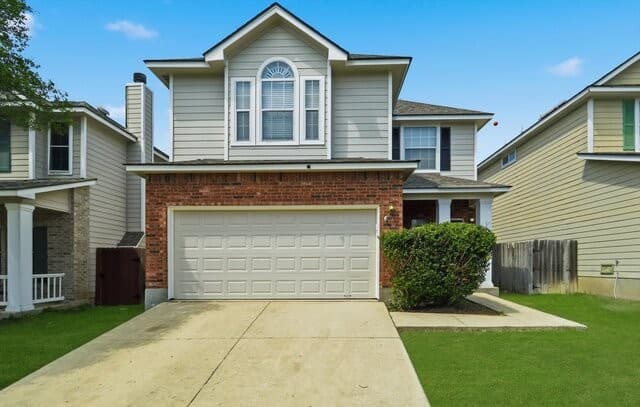 3-bedroom rental at 21827 Goldcrest Run in San Antonio, TX — photo 2