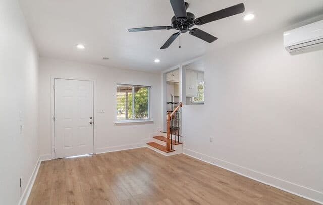 2-bedroom rental at 166 El Monte Unit 2 in San Antonio, TX — photo 4