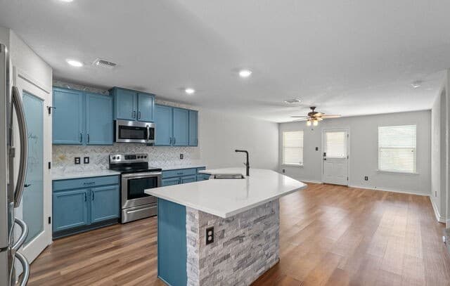 2819 Davis Trace — photo 3