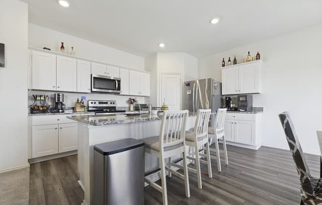 4-bedroom rental at 5810 Rue Picasso in Converse, TX — photo 3