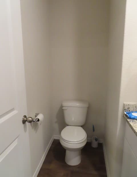 4-bedroom rental at 5207 Greywacke Trail in San Antonio, TX — photo 5