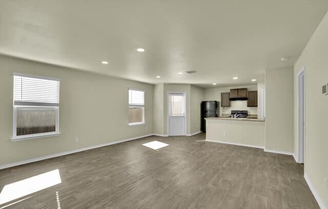 3-bedroom rental at 7639 Hercules Point in San Antonio, TX — photo 4
