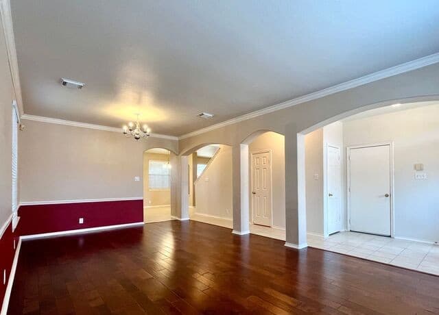 4-bedroom rental at 9747 Copperway in Converse, TX — photo 4