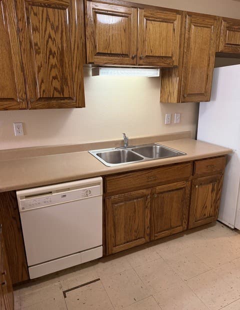 2-bedroom rental at 212 Schriewer Unit 201 in Poth, TX — photo 5