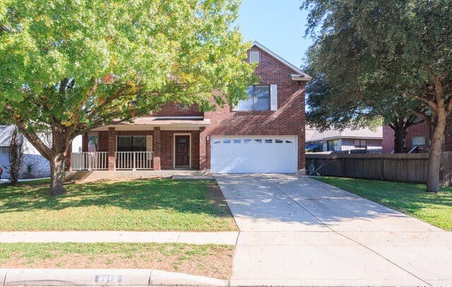 3-bedroom rental at 8619 Park Olympia in Universal City, TX — photo 2
