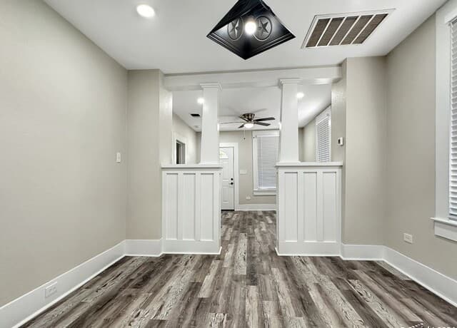 3-bedroom rental at 147 Saint Francis in San Antonio, TX — photo 2