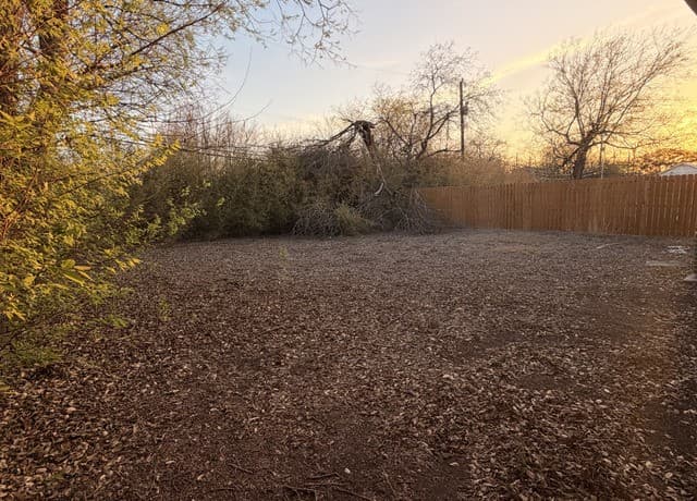 2-bedroom rental at 808 W Olmos in San Antonio, TX — photo 4